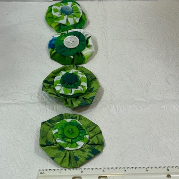 Set of 4 Handmade Fabric Flower Unique Magnets Fridge Office Locker NEW 2.5" - Picture 8 of 8